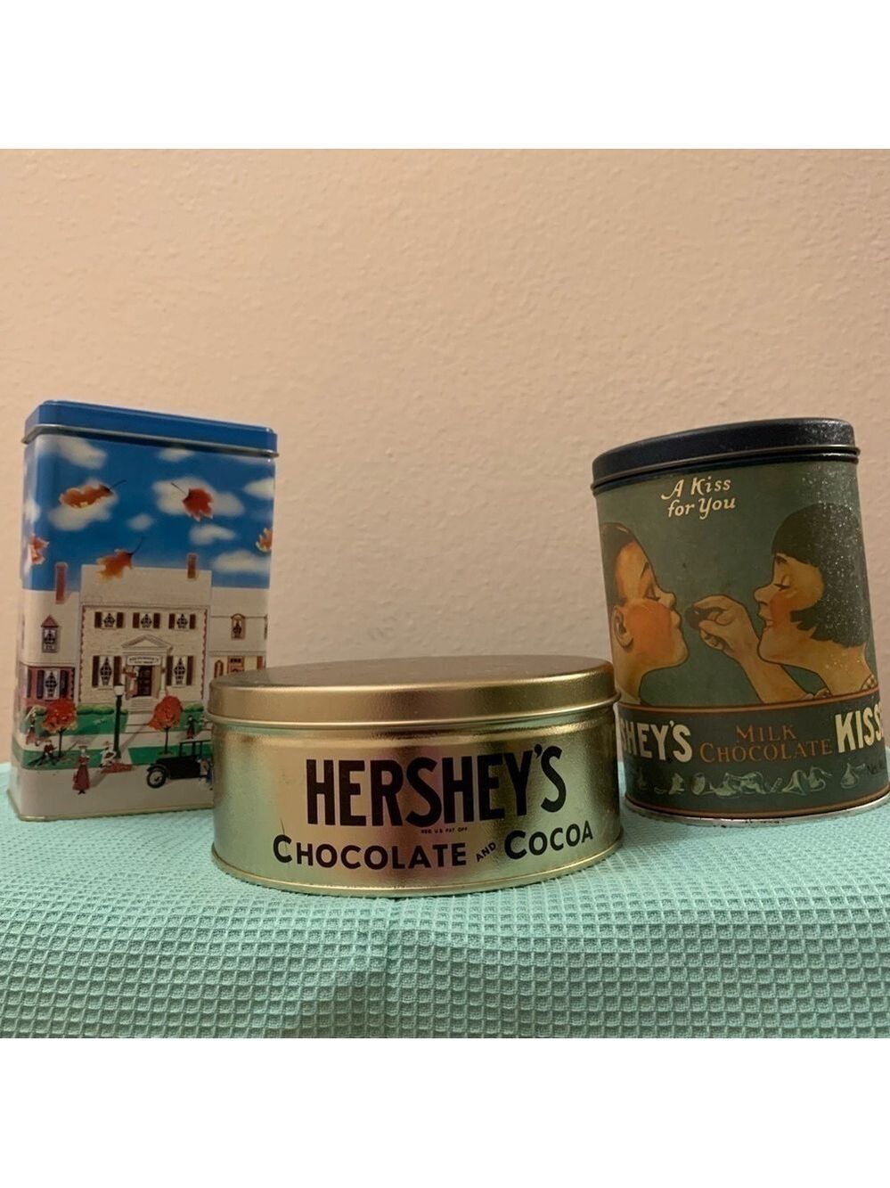 HERSHEY’S vintage three tins set 1980 milk chocolate kisses 1990 hometown #6